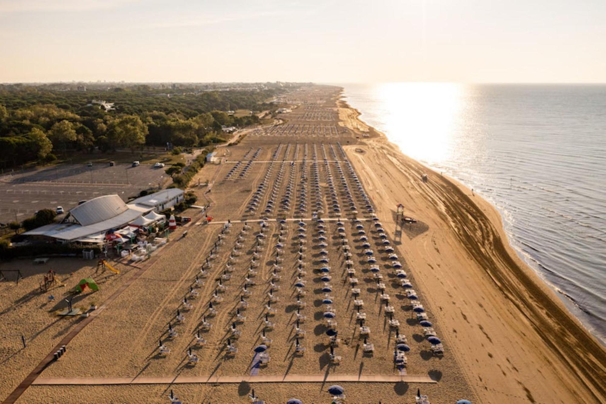 Seafront Luminous Flat In Bibione - Beahost Exterior foto